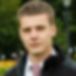 Маколов Юрий Юрьевич